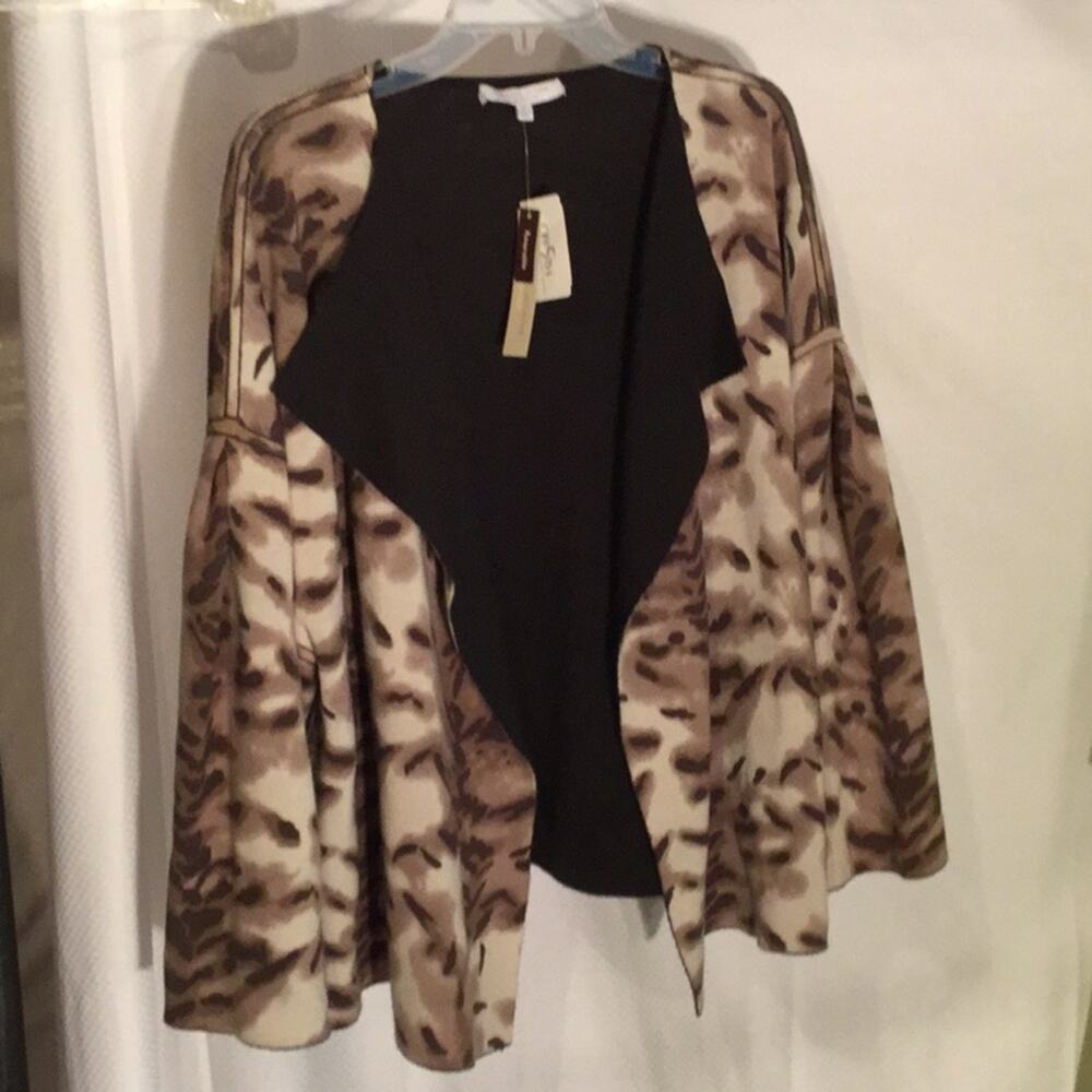 Adrienne Vittadini XL brown to animal print reversible sweater generous NWT
